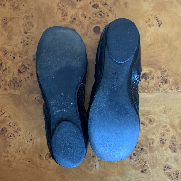 Tory Burch Shelby Ballet Flower Flat Size 6 - Picture 9 of 11